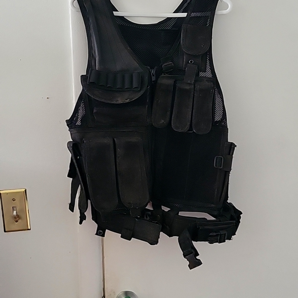 Combat vest Tactical gear made for anything security Police army or sf